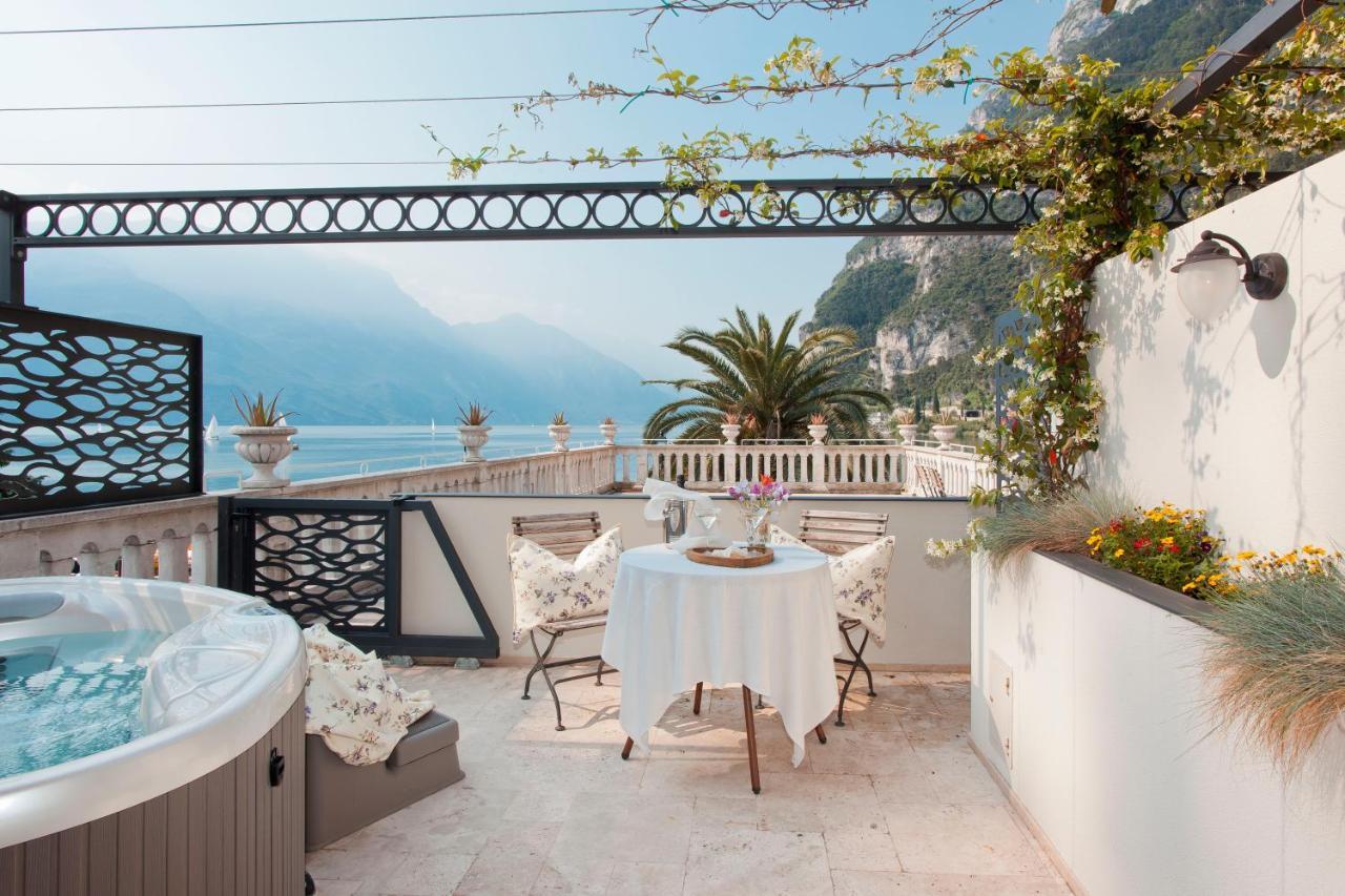 Bellavista Hotel Deluxe Apartments Riva del Garda Esterno foto