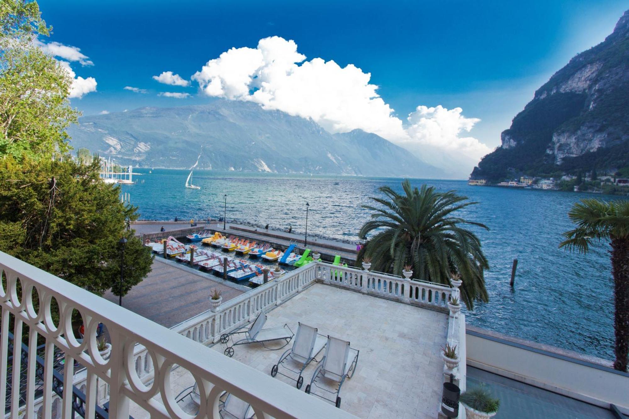 Bellavista Hotel Deluxe Apartments Riva del Garda Esterno foto