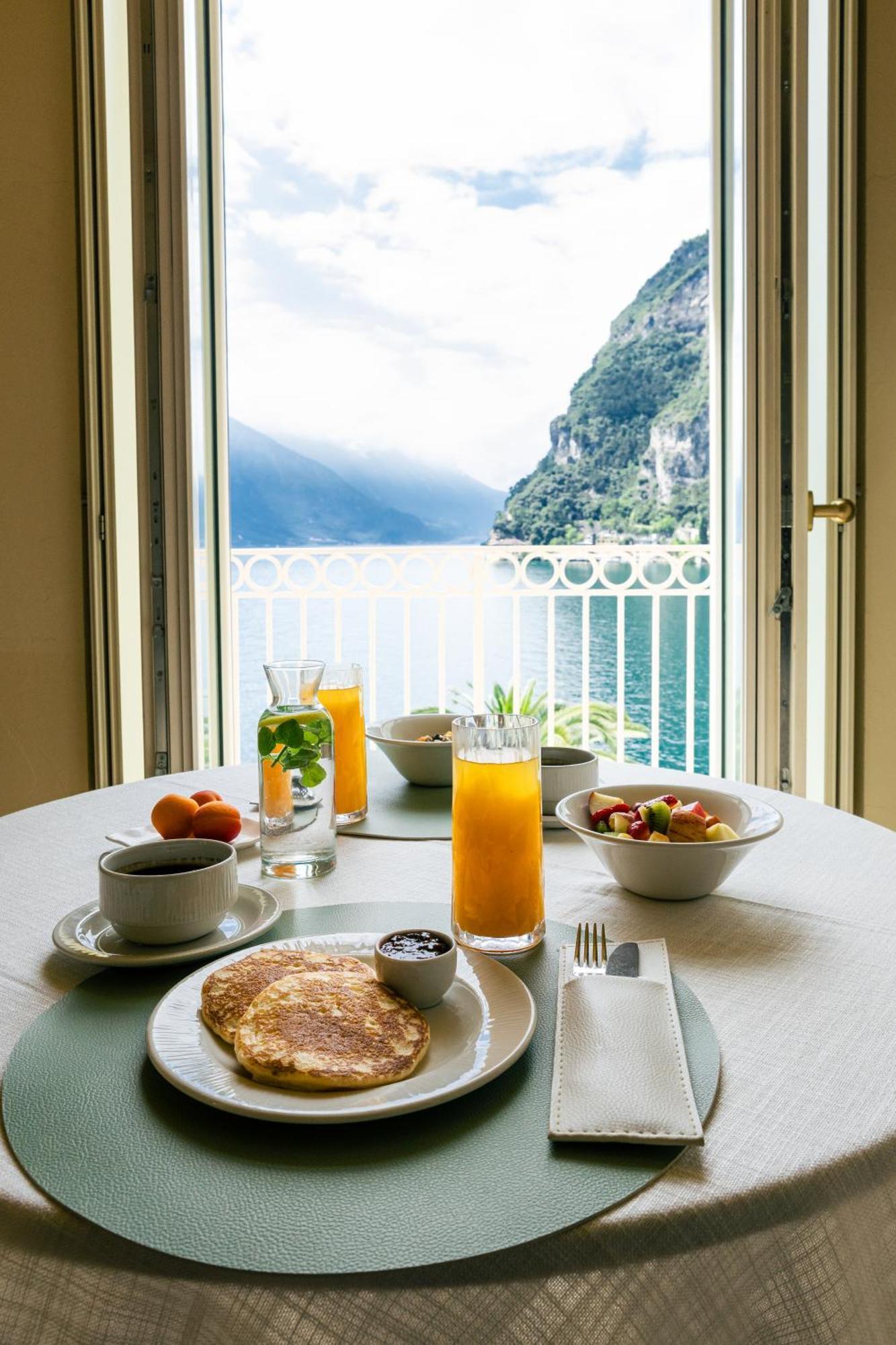 Bellavista Hotel Deluxe Apartments Riva del Garda Camera foto