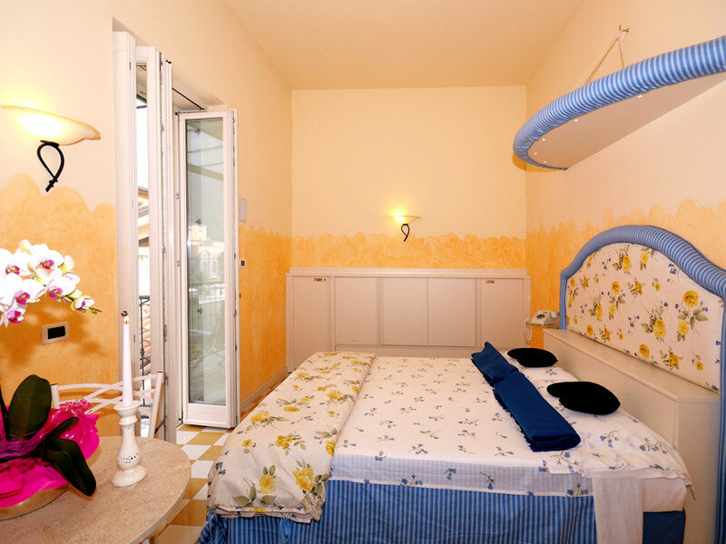 Bellavista Hotel Deluxe Apartments Riva del Garda Esterno foto